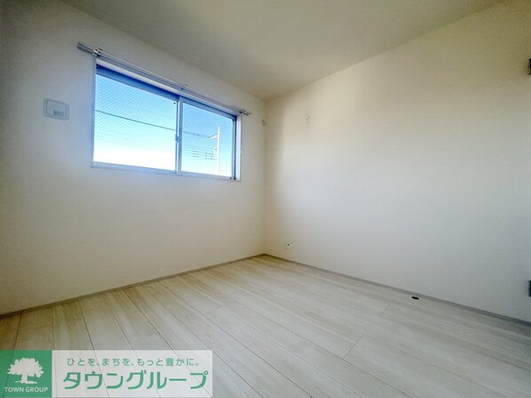 ガレージハウス久喜青毛の物件内観写真